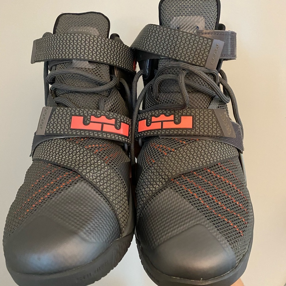 Men’s Nike Zoom shoes